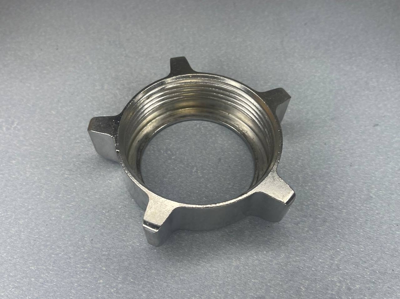 Гайка на корпус шнека для мясорубки Redmond RMG-1215, RMG-1217