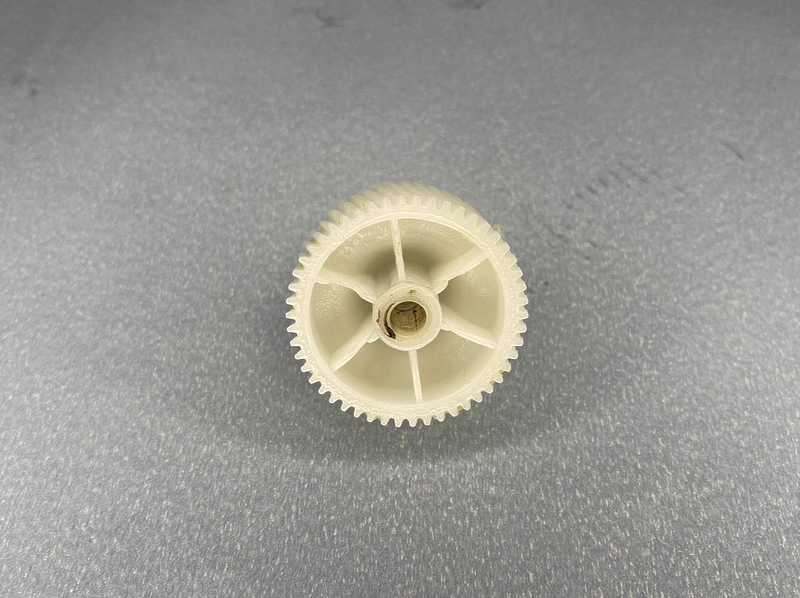 Шестерня малая для мясорубки Moulenex  HV-2 ,HV-4