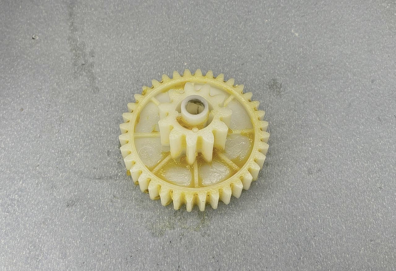 Шестерня средняя для мясорубки REDMOND RMG-1230-7