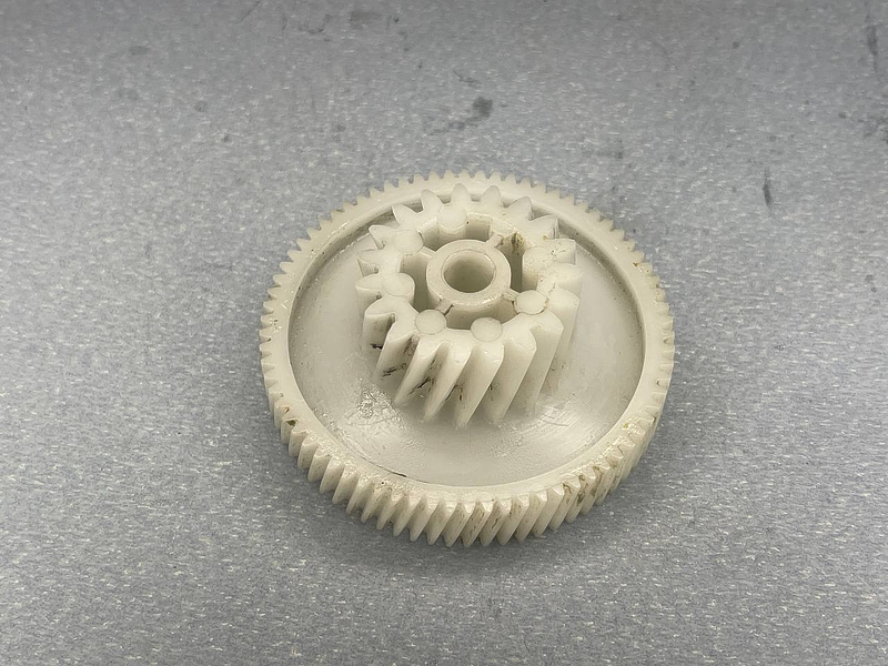 Шестерня малая для мясорубки Redmond RMG-1203-8